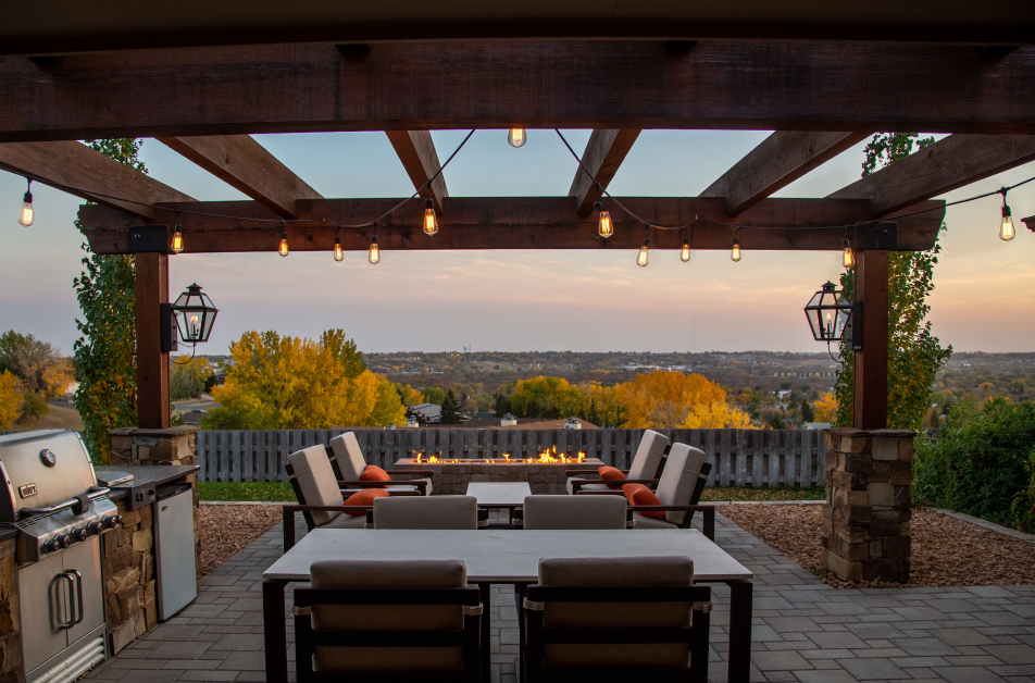 Covered patios and outdoor living areas in Spokane WA